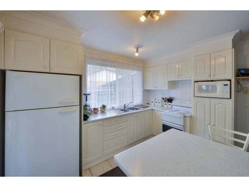 14 Brett Place, Ingleburn NSW 2565