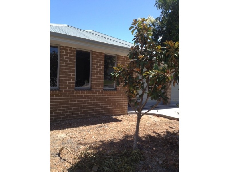 3 Burton Avenue, Ingleburn NSW 2565
