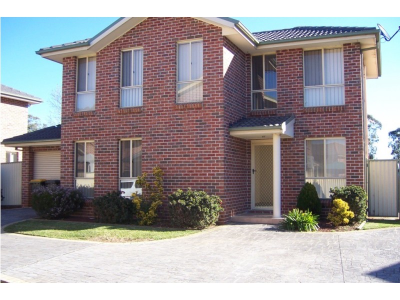 1/42-44 Macquarie Road, Ingleburn NSW 2565
