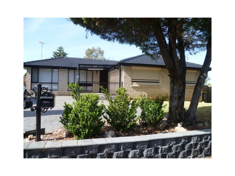 1 Owen Stanley Road, Glenfield NSW 2167