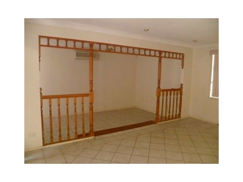 1 Owen Stanley Road, Glenfield NSW 2167