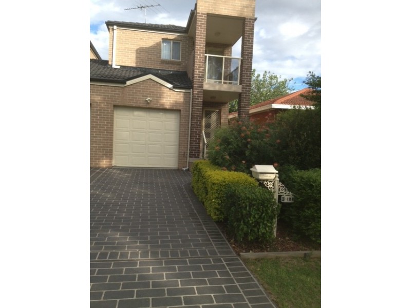 3/122 Ingleburn Road, Ingleburn NSW 2565