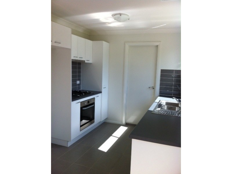 47 Sovereign Circuit, Glenfield NSW 2167