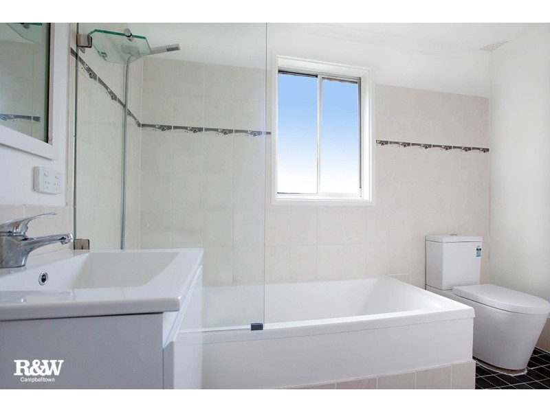 292 The Parkway, Bradbury NSW 2560