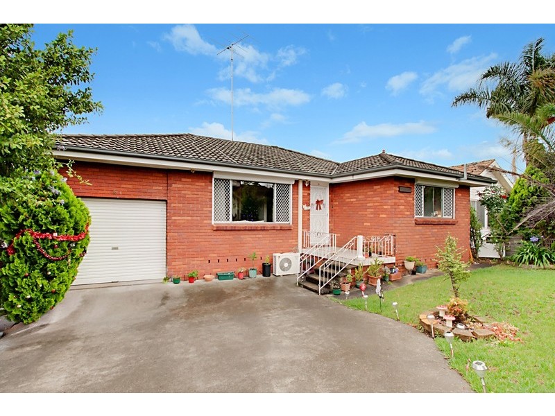 5 Colonial Street, Campbelltown NSW 2560