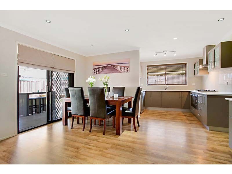 89 Hamlet Crescent, Rosemeadow NSW 2560