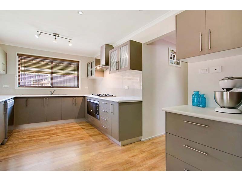 89 Hamlet Crescent, Rosemeadow NSW 2560