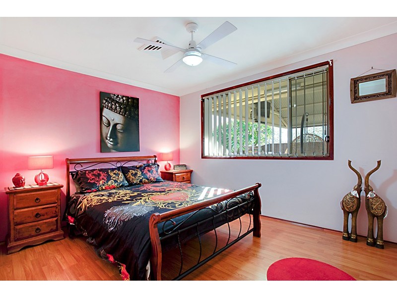 19 Granite Place, Eagle Vale NSW 2558