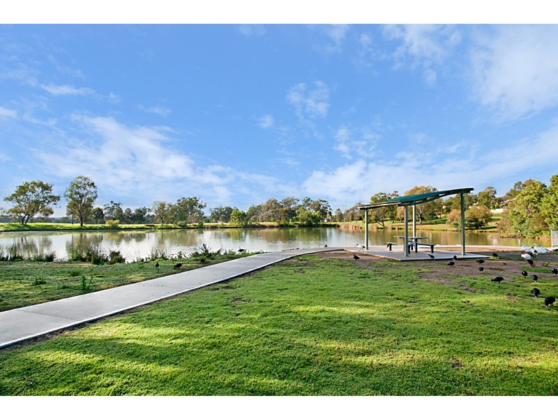 19 Granite Place, Eagle Vale NSW 2558