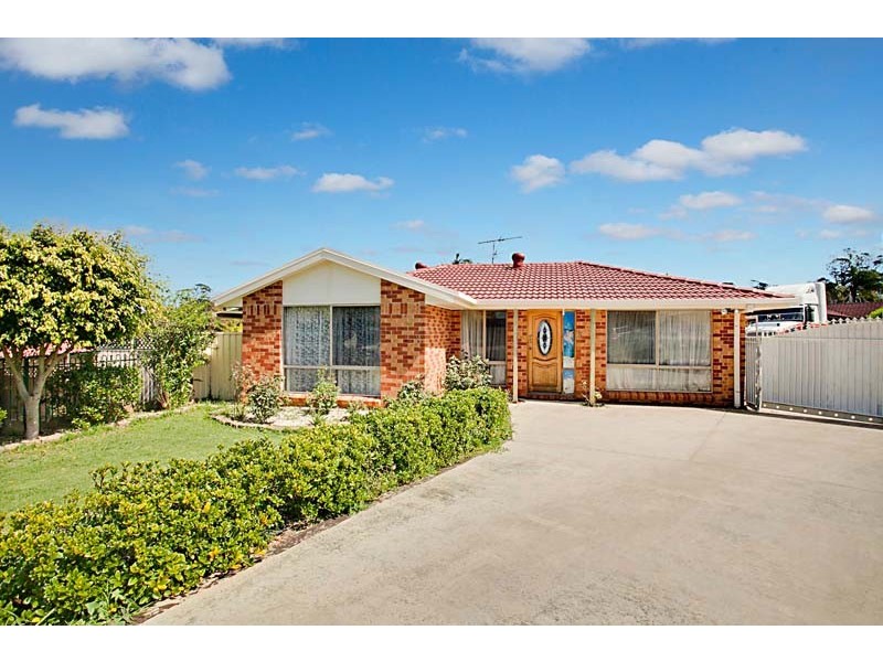 5 Orsino Place, Rosemeadow NSW 2560