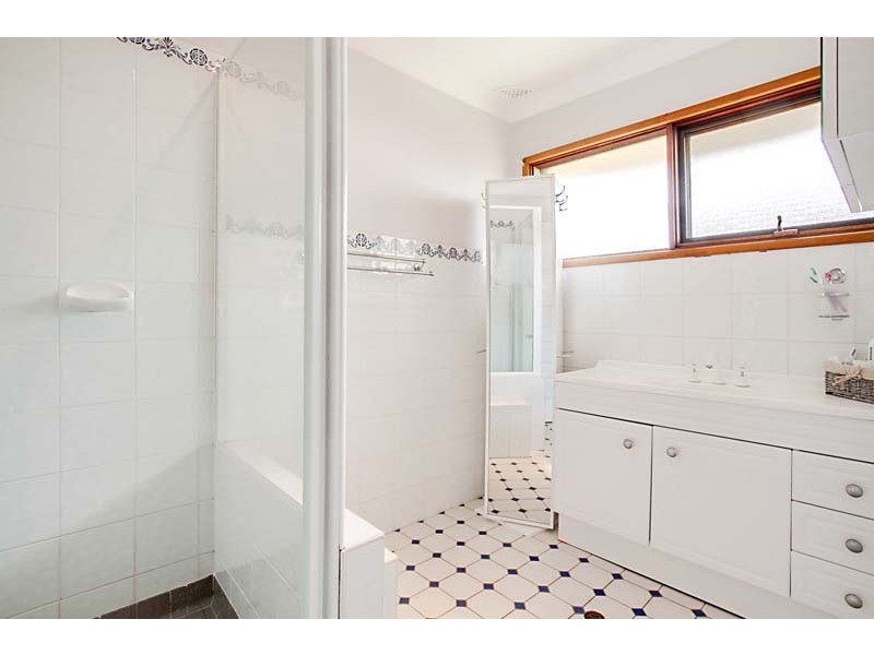 25 Bungonia Road, Leumeah NSW 2560