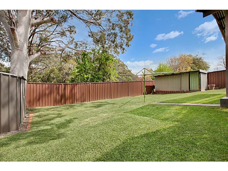 25 Bungonia Road, Leumeah NSW 2560