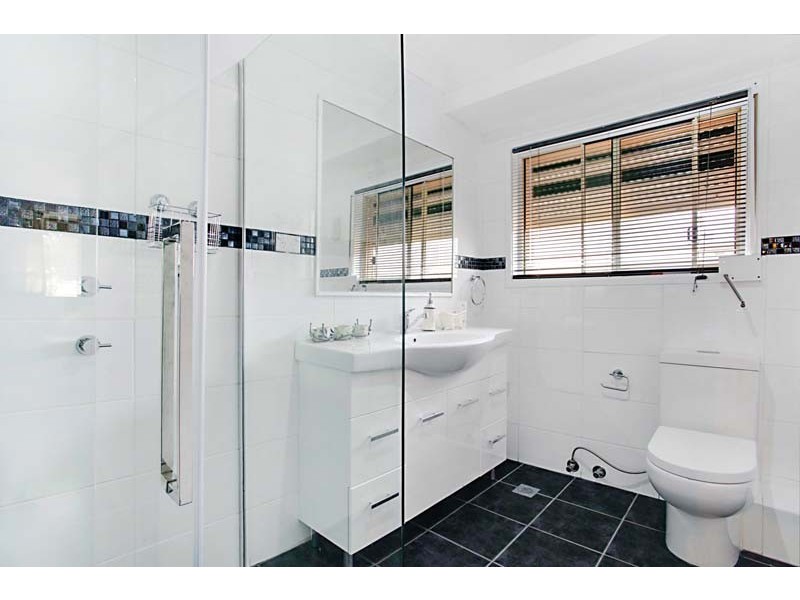 17 Lavender Court, St Helens Park NSW 2560