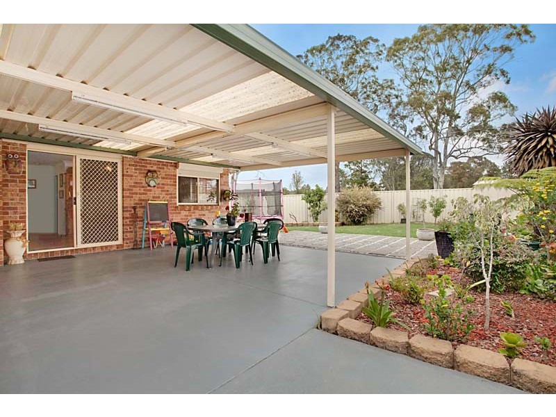 17 Lavender Court, St Helens Park NSW 2560