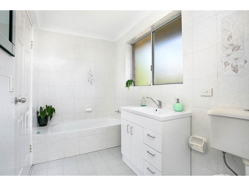 1/47 – 49 Gannons Rd, Caringbah NSW 2229