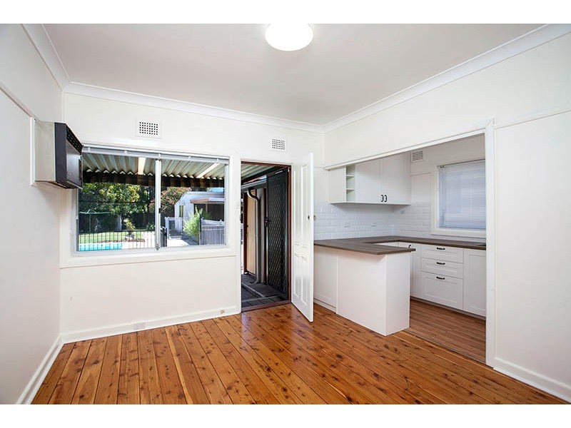 185 Belmore Road, Peakhurst NSW 2210