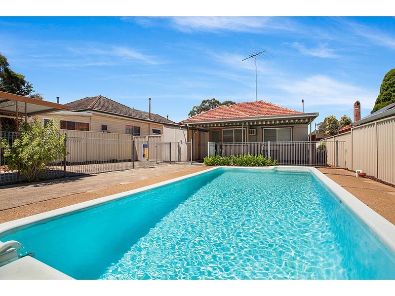 185 Belmore Road, Peakhurst NSW 2210