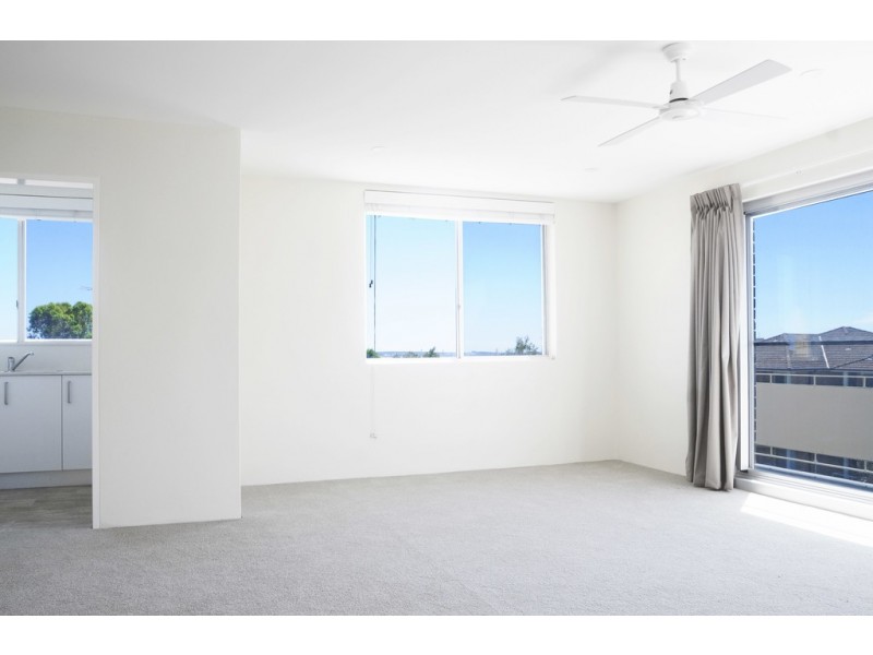 18/7-9 Parramatta Street, Cronulla NSW 2230