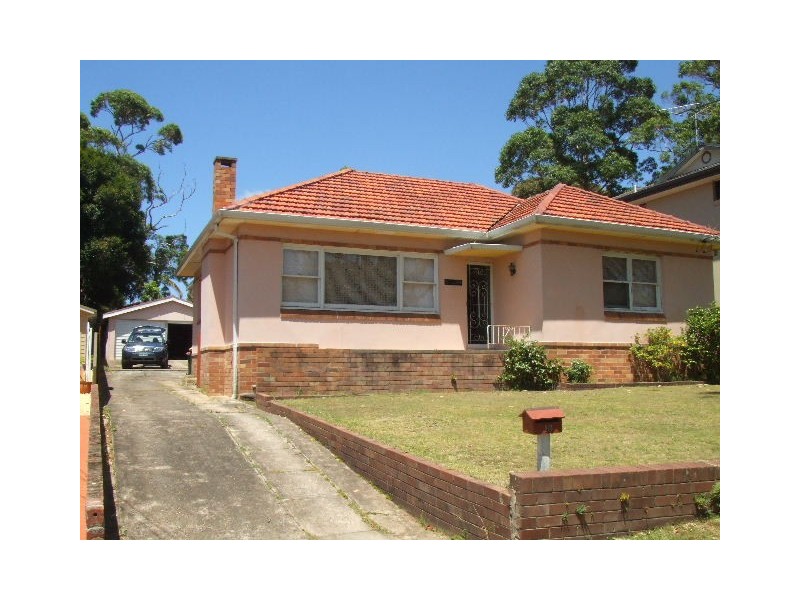 18 Bass Street, Dolans Bay NSW 2229