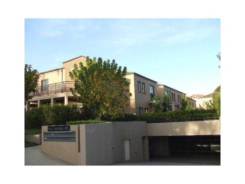 4/10-12 Maderia St, Sylvania NSW 2224
