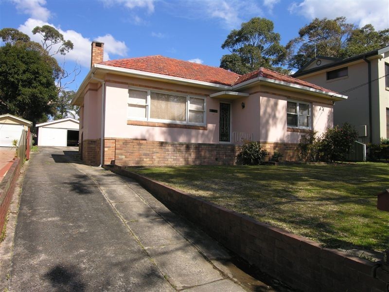 18 Bass Street, Dolans Bay NSW 2229