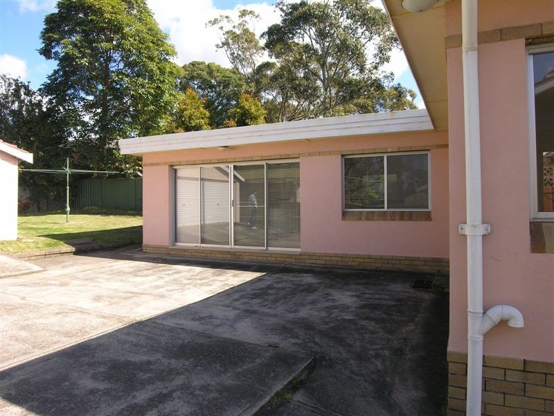 18 Bass Street, Dolans Bay NSW 2229