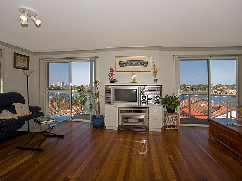 6 Wylmar Ave, Burraneer NSW 2230