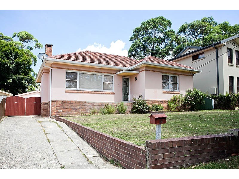 18 Bass Street, Dolans Bay NSW 2229