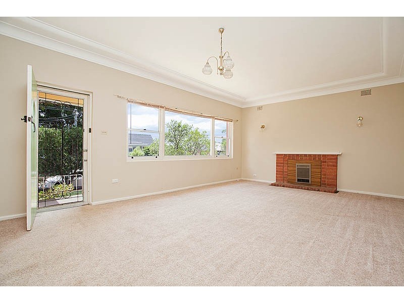 18 Bass Street, Dolans Bay NSW 2229