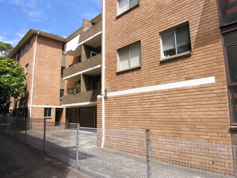 8/30 President Ave, Kogarah NSW 2217