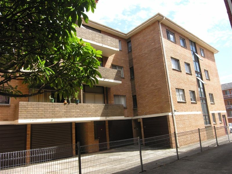 8/30 President Ave, Kogarah NSW 2217