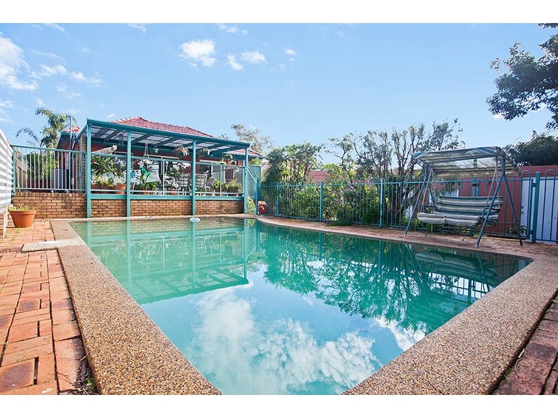 28 Gundain Ave, Kirrawee NSW 2232