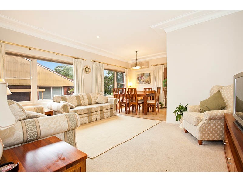 28 Gundain Ave, Kirrawee NSW 2232