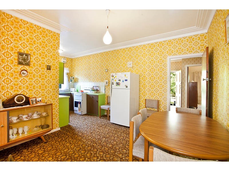 15 Paddison Ave, Gymea NSW 2227