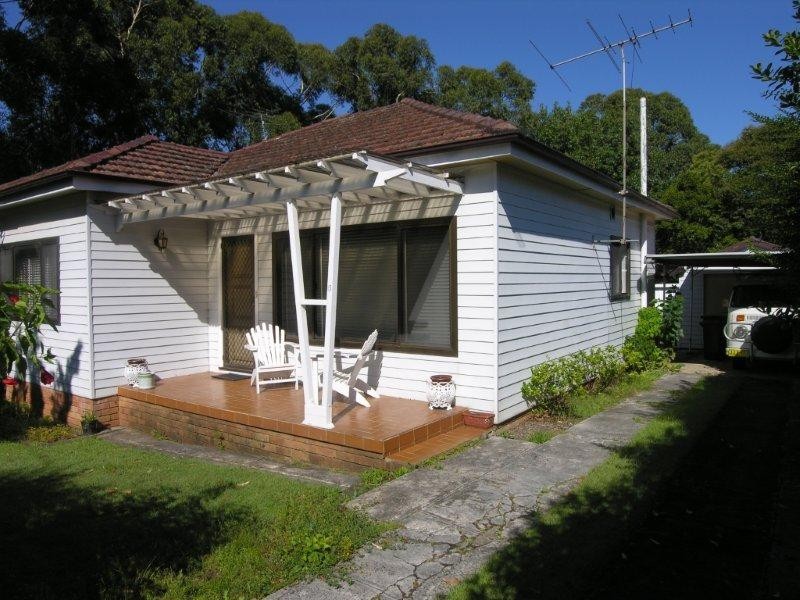 15 Paddison Ave, Gymea NSW 2227