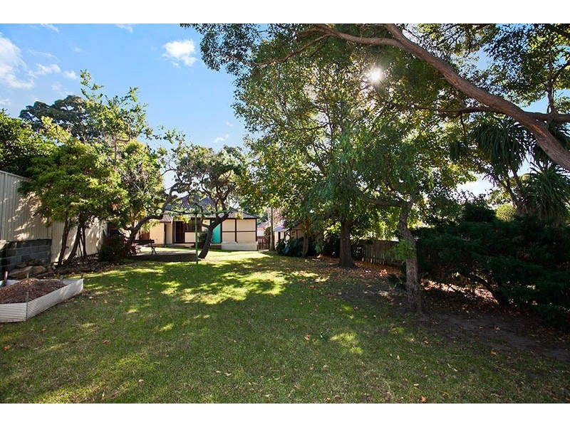 14 Dolans Rd, Woolooware NSW 2230