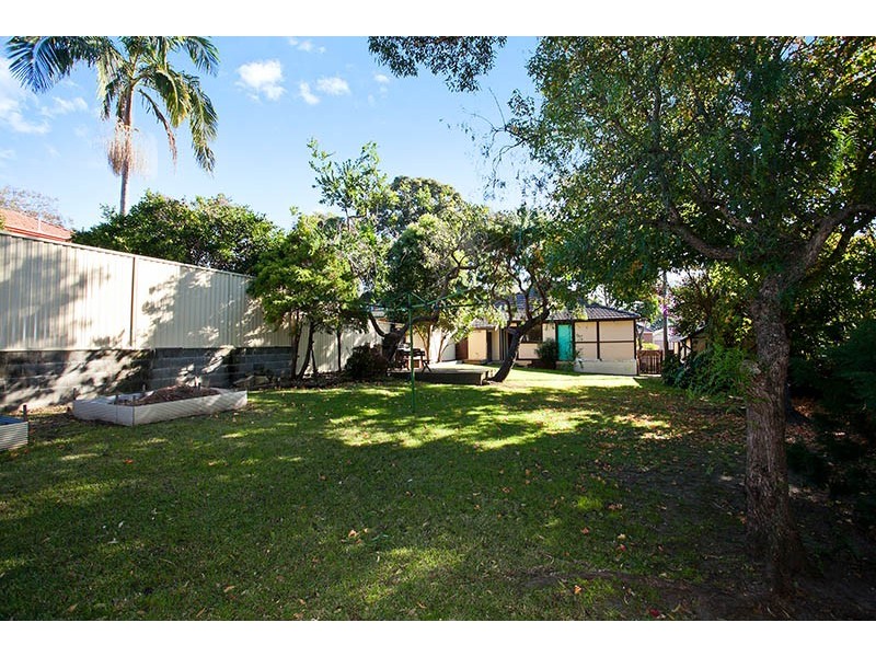 14 Dolans Rd, Woolooware NSW 2230