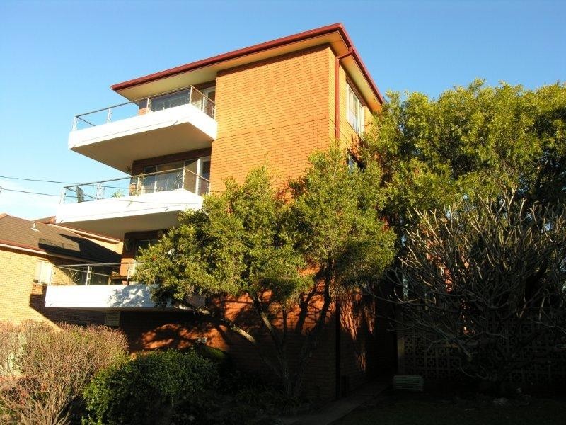 2/28 Searl Rd, Cronulla NSW 2230