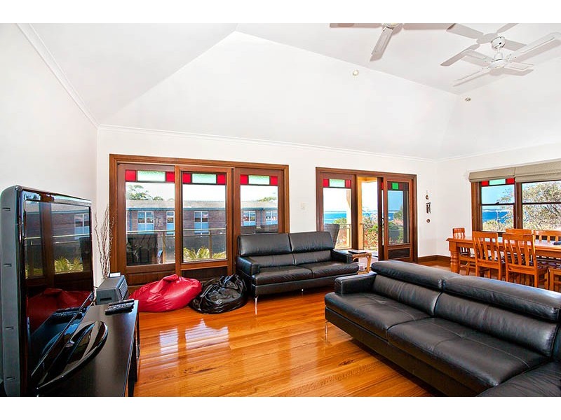 6 Lucas St, Cronulla NSW 2230