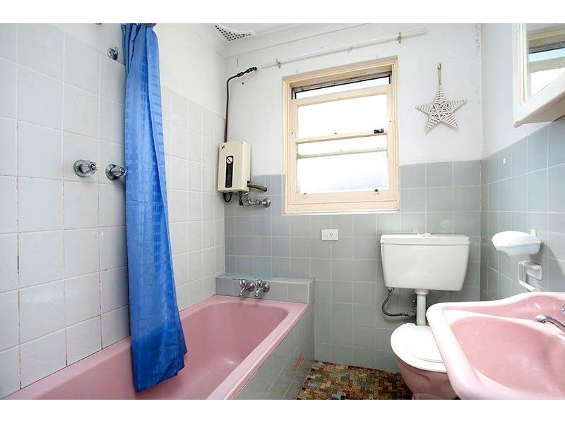 1/35 Denman Ave, Woolooware NSW 2230