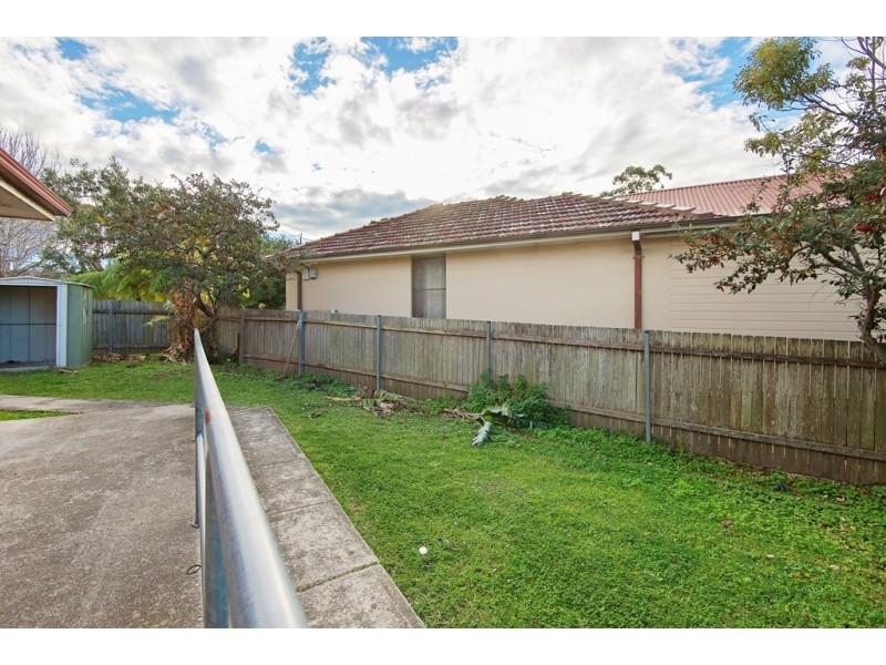 8 The Circle, Narraweena NSW 2099