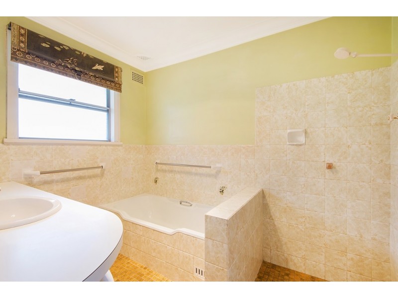 2 Beacon Ave, Beacon Hill NSW 2100