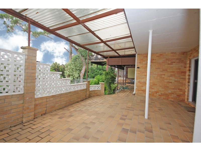 16 CAROLYN AVENUE, Beacon Hill NSW 2100