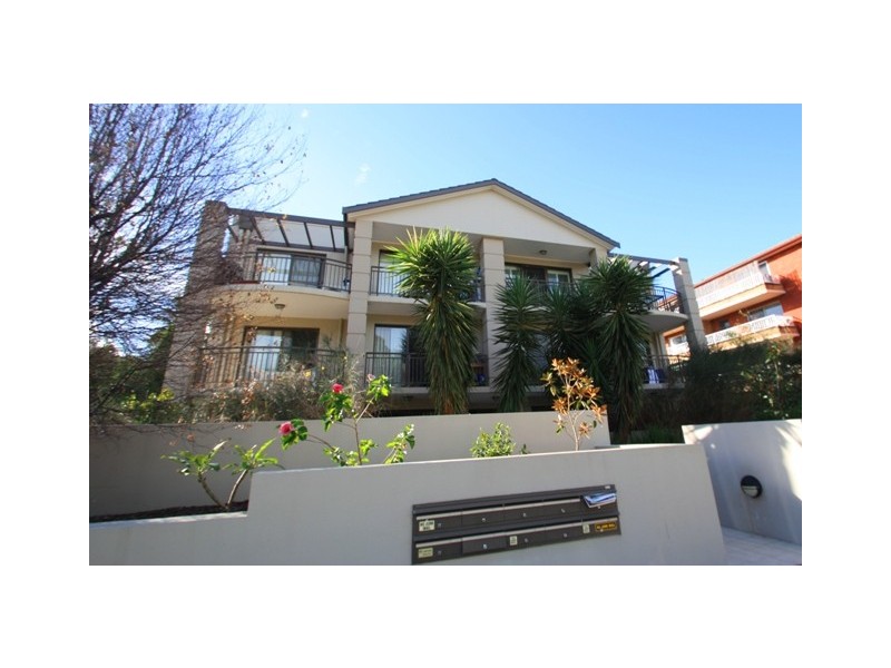 2/34-38 Boronia Street, Dee Why NSW 2099