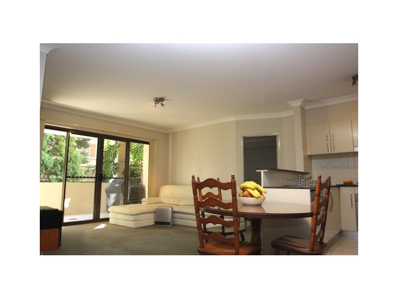 2/34-38 Boronia Street, Dee Why NSW 2099