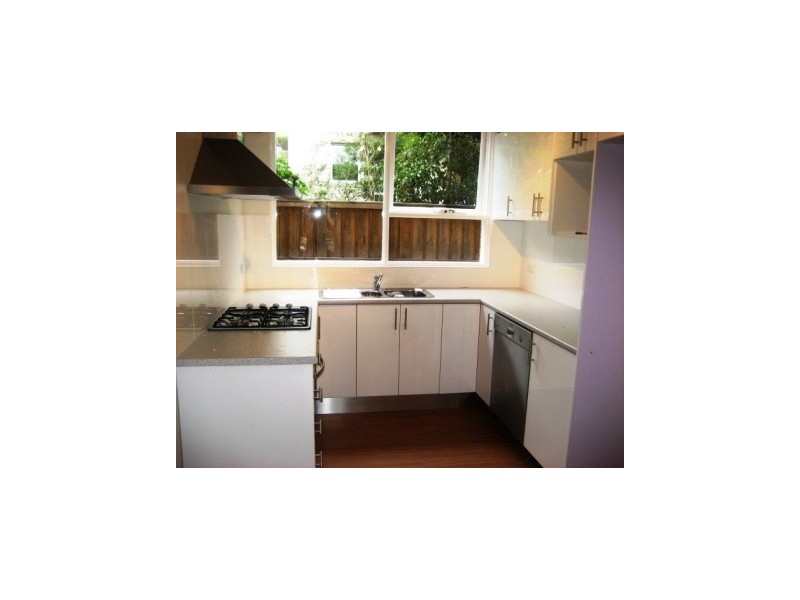 6/51 Howard Avenue, Dee Why NSW 2099