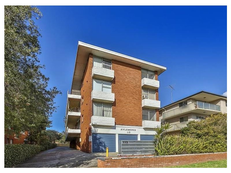 9/115 Oaks Ave, Dee Why NSW 2099