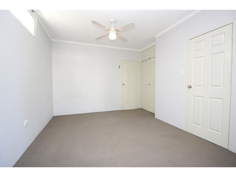 18/105 Pacific Parade, Dee Why NSW 2099