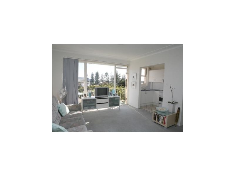 18/147  Pacific Parade, Dee Why NSW 2099