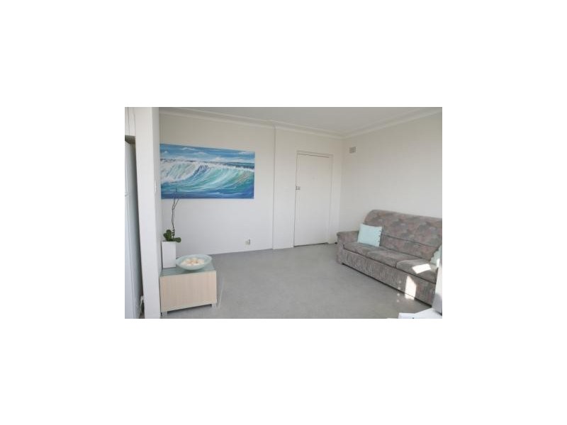 18/147  Pacific Parade, Dee Why NSW 2099